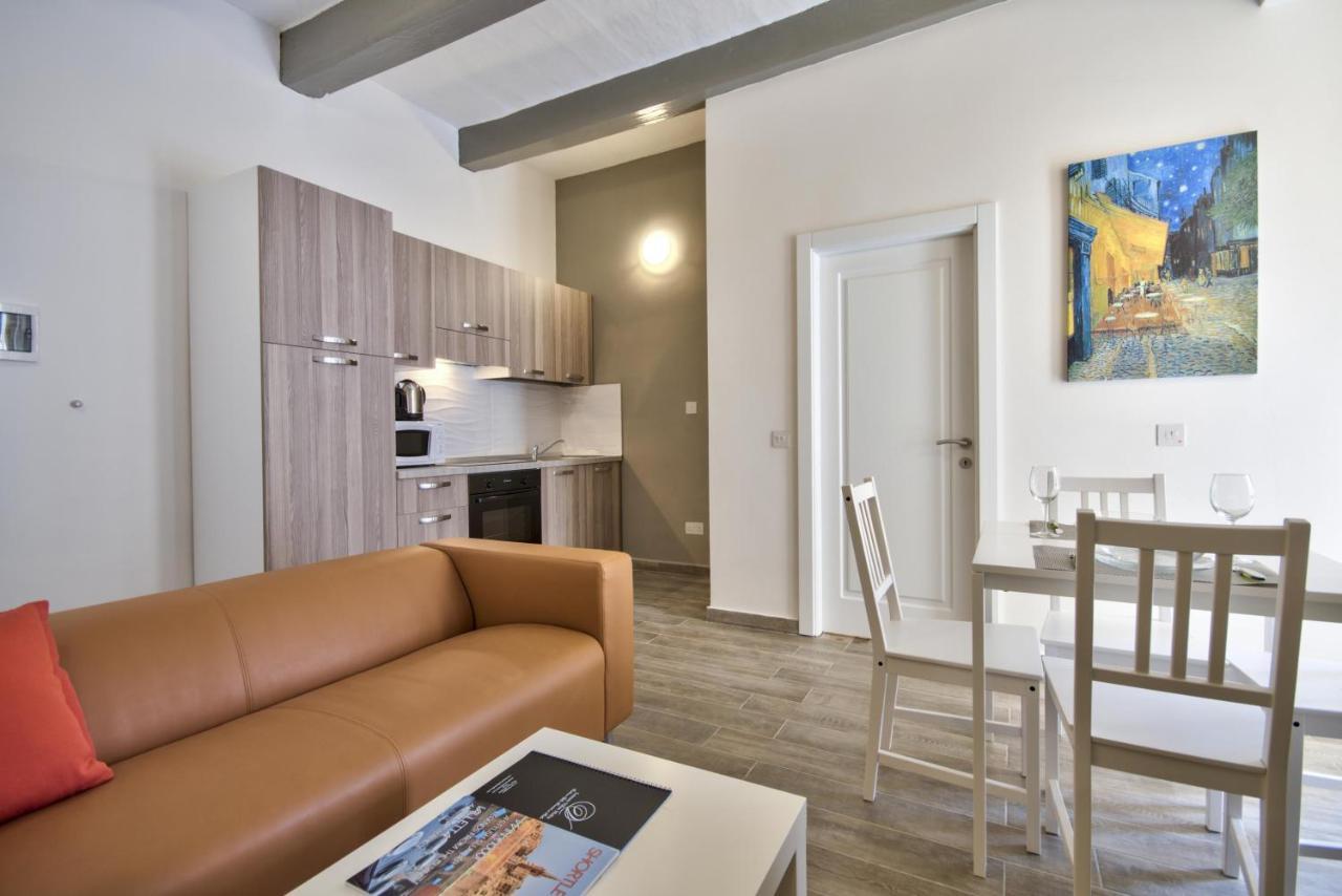Borgo Apartments 1 & 2 Bedroom Self-Catering Units In Central Валлетта Екстер'єр фото